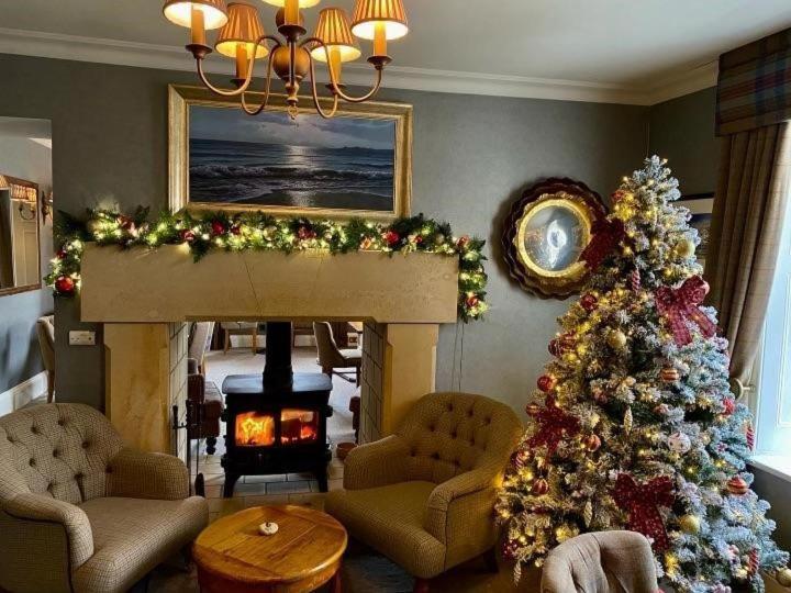 The Dunstanburgh Castle Hotel Embleton  Exteriör bild