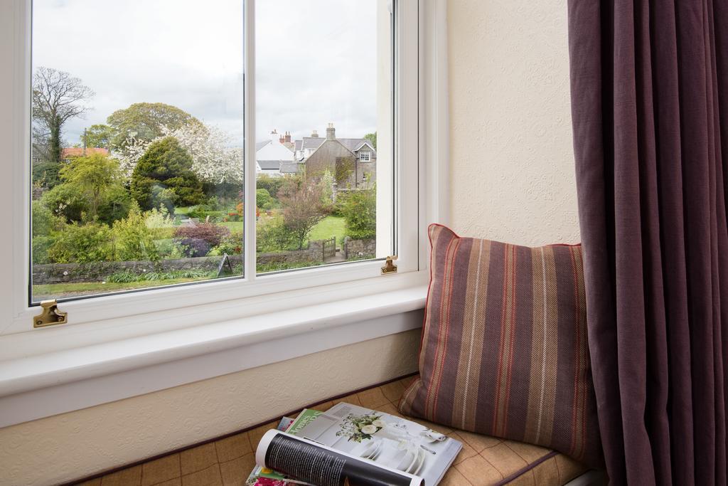 The Dunstanburgh Castle Hotel Embleton  Exteriör bild